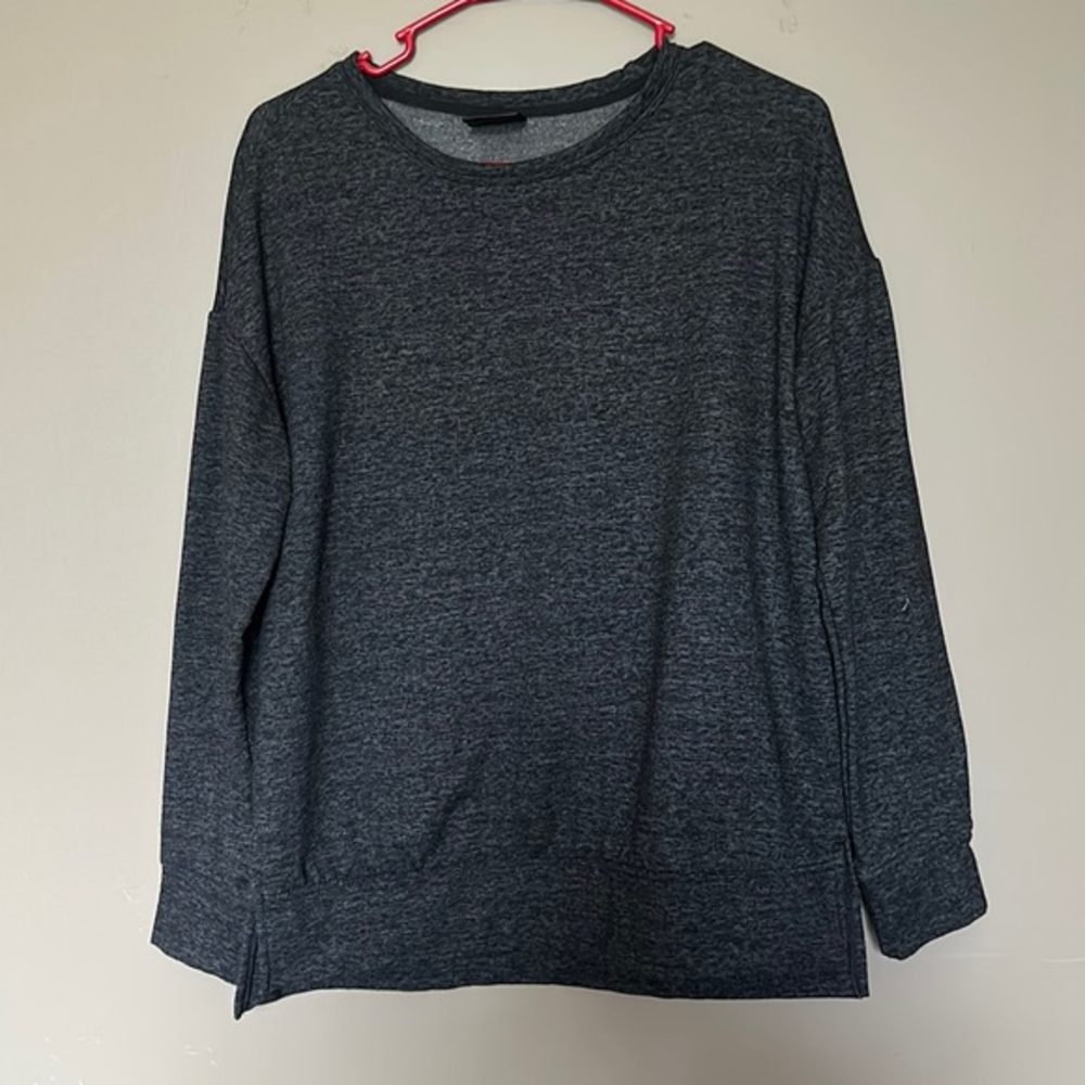 32 Heat Sweater‎
